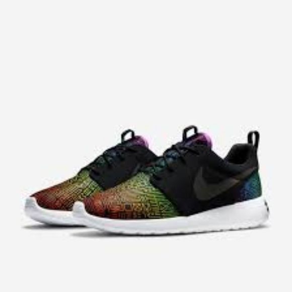 Nike Roshe One QS Be True 2015 - Picture 1 of 16
